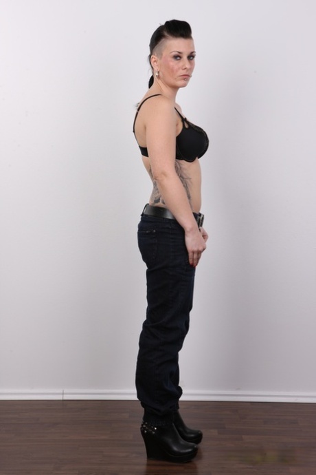 Butch girl Veronika refuses to smile while disrobing for her first nude scene 28694645