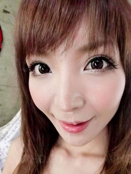 Japanese girl Riona Suzune masturbates her messy pussy before a BJ and posing 38447617