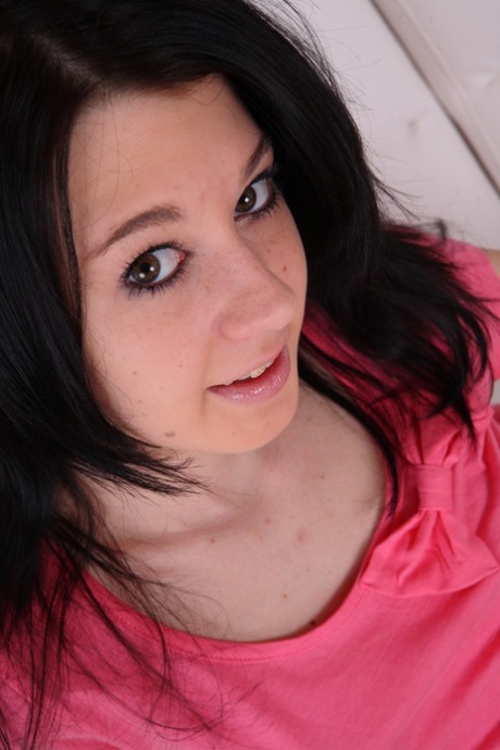 Cute brunette teen Linda strips down to her canvas sneakers to masturbate 24046097