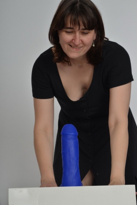 Amateur slut with saggy boobs riding a big blue dildo so damn good 23572717