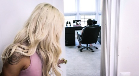 Horny blonde teen Elsa Jean has hardcore sex with a heavily tattooed man 78542297