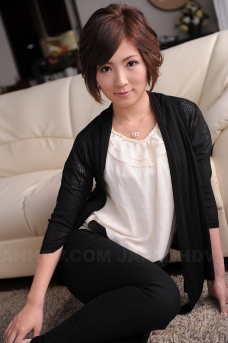 Japanese female Kaede Oshiro dons kitchen apron while posing non nude 64367619