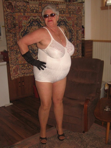 Fat granny Girdle Goddess gets naked in shades, gloves and pantyhose 96999731