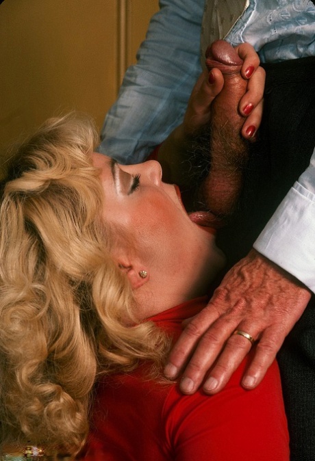 Mature ladies swap husbands while having a foursome fuck 26484792