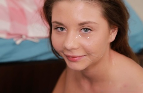 Petite teen Linda Star takes a dick deep in her asshole atop her bed 51769651