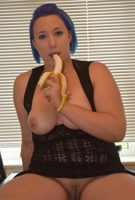 First timer with short hair eats a banana after exposing her tits and pussy 50655380