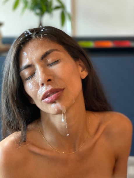 Brunette chick Heather Vahn disrobes in public before sporting a cum clad face 26734302