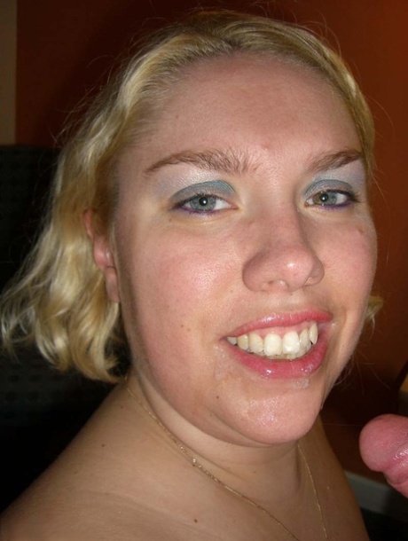 Older blonde Barby sucks off a cock after getting naked in a hotel room 41457336