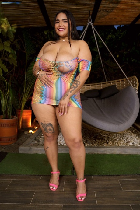 Overweight chick Danny unleashes her huge natural tits and big ass too 64031830