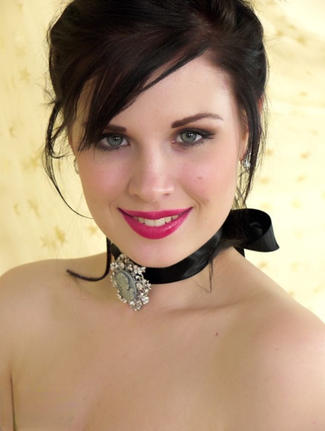 Brunette pinup girl flaunts perky tits in vintage lace corset & high heels 58213362
