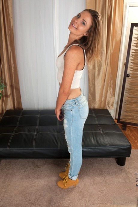Sweet teen amateur Shyla Ryder sheds jeans & flaunts her lace panties in heels 45634419
