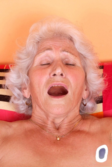 Fat grandmother sucks on her fingers after stripping and masturbating 38615846