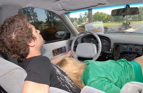 Busty whore Hollie Stevens does car blowjob to get to hardcore fucking 65727993