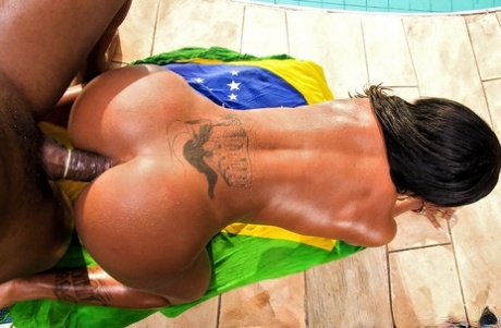 Tempting brazilian MILF gets her wet pussy plowed by a black cock 25615797