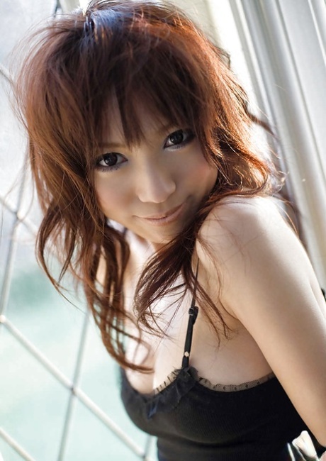 Naughty asian babe in stockings Kanako Tsuchiyai posing bottomless 34257115
