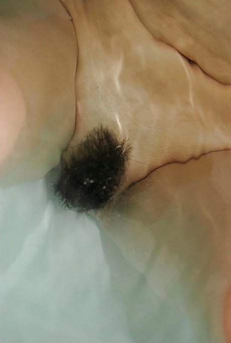 Slender asian lady Asami Usui has some wet and soapy fun in the bath 32642148
